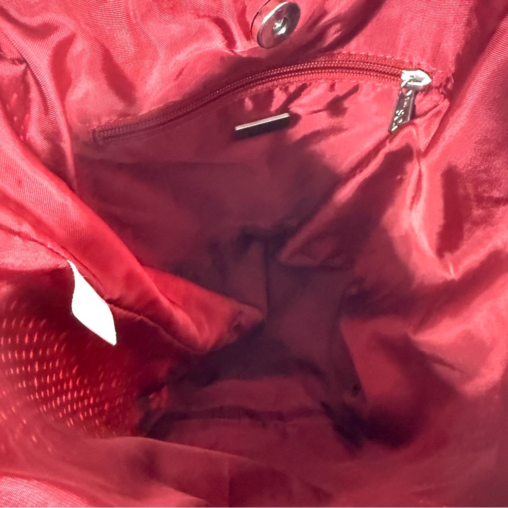 The Sak Red Crochet Tote, NWOT - Picture 7 of 10
